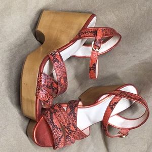 Coach sandals size 8